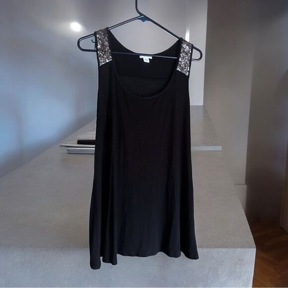 Old Navy l Black w/ Silver Sequin Tank Top l XL l EUC - Picture 7 of 7